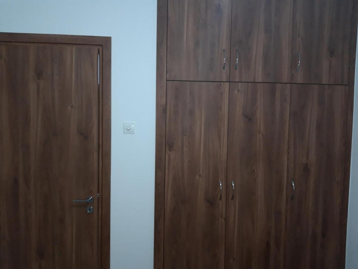 Costas Two-Bedroom Ground Floor Apartment Paphos ภายนอก รูปภาพ