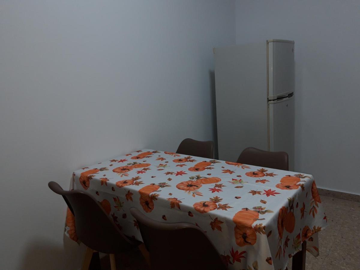 Costas Two-Bedroom Ground Floor Apartment Paphos ภายนอก รูปภาพ